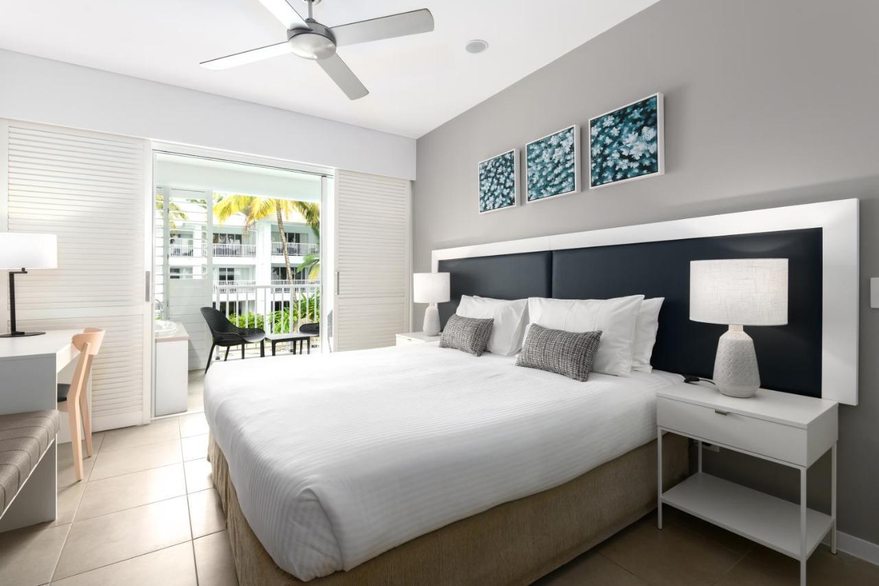 Beach Club Port Douglas Luxury Apartments Dış mekan fotoğraf